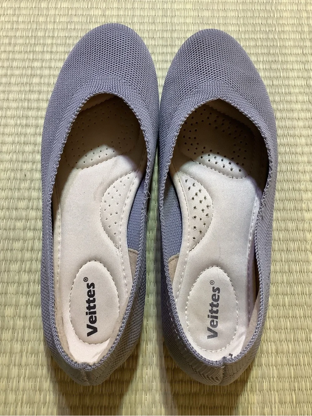 Women's Veittes Gray Knit Slip-On Ballet Flats